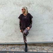 Black Colour - Bjoerk V-Neck Vest