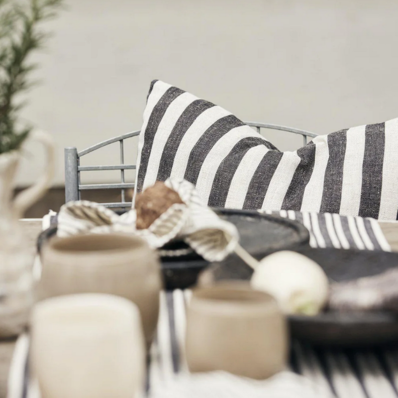 Boel & Jan - Kuddfodral Cruella Stripe