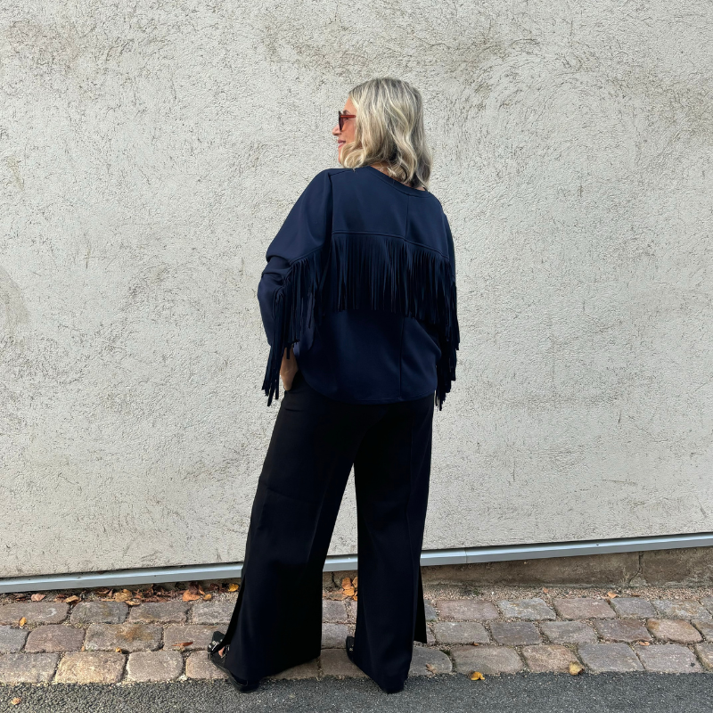 MinouMinou - Tröja Backyard Fringe – Marinblå OneSize