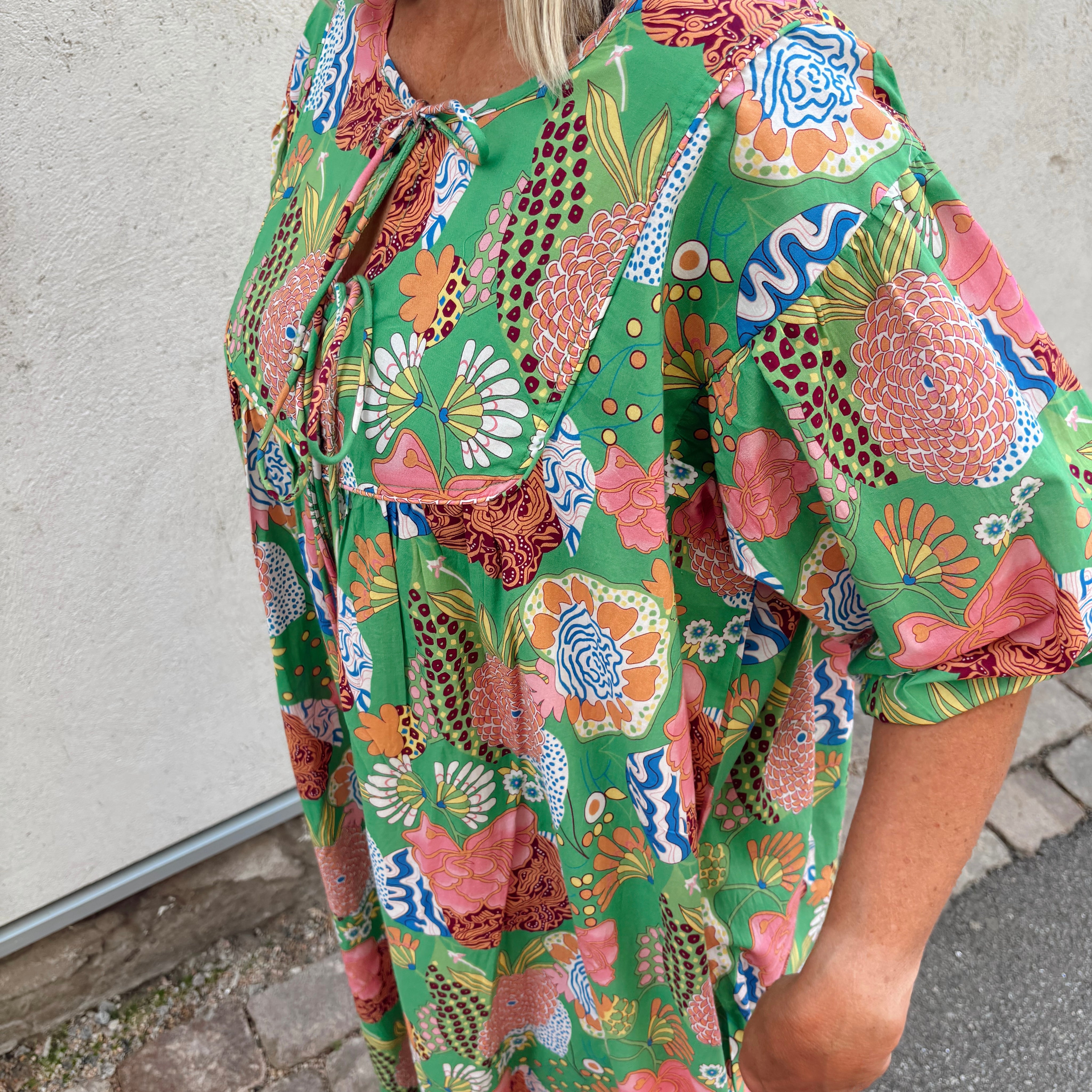 WAUW - Capri Dress Green S/M