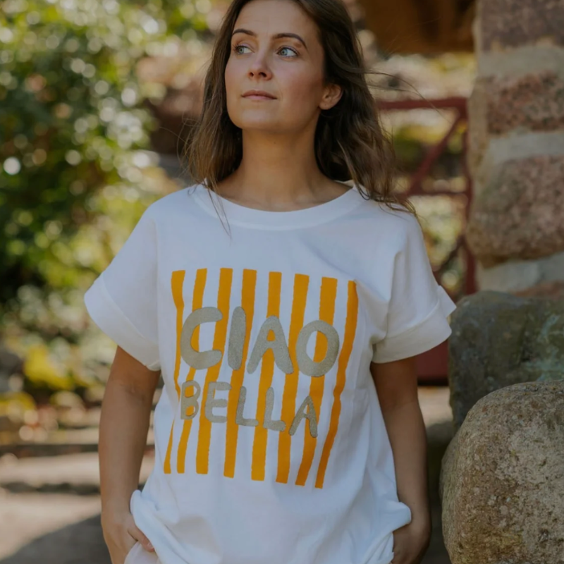 Not Sisters - Ciao Bella T-shirt - White/Yellow