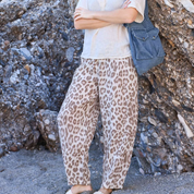 Black Colour - Melina Barrel Linen Pant Nougat Leo