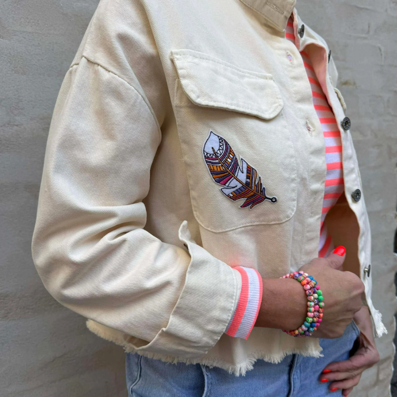 Not Sisters - Carla Jacka , Beige