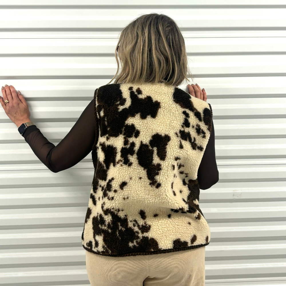 Black Colour - Nora Väst