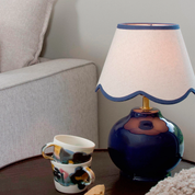 PR Home - Bordslampa Nell Djupblå