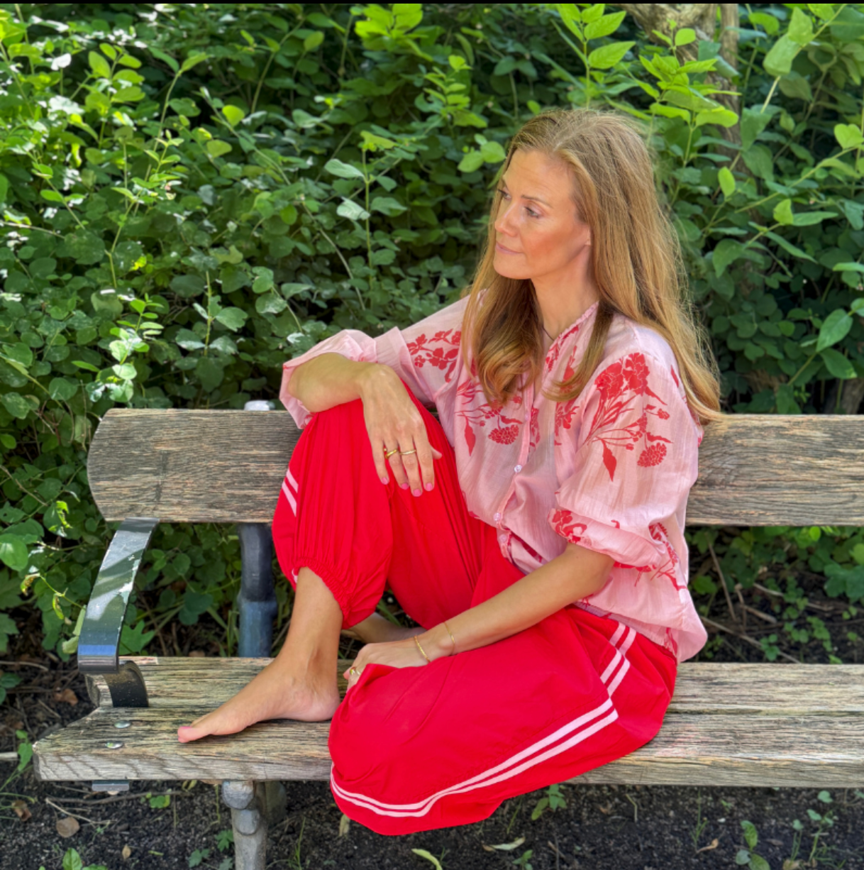MinouMinou - Chill Champion Red Pink Stripe